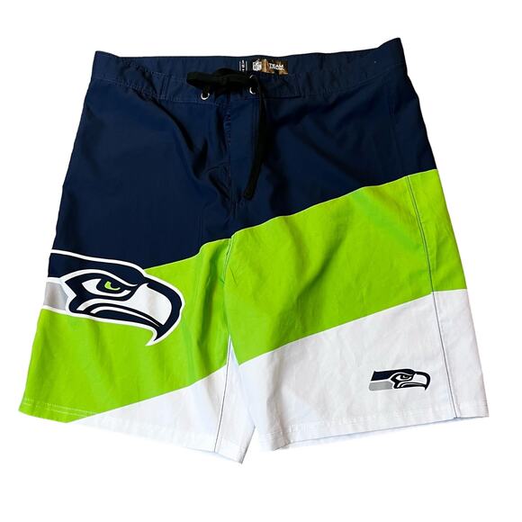NFL Team Apparel Men's LG Seattle Seahawks Swim Board Shorts - Picture 1 of 4